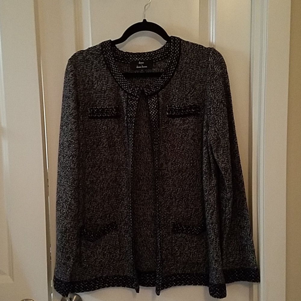 Channel type sweater, black and silver